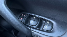 Nissan Qashqai 1.3 DiG-T 160 N-Connecta 5dr Petrol Hatchback